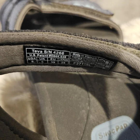 Teva Tirra Sport Hiking Sandal - Picture 9 of 9